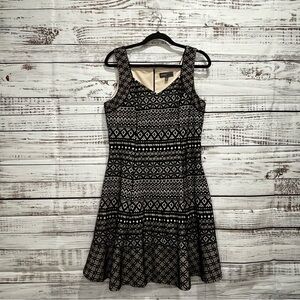 Donna Ricco Fit and‎ Flare Lace Dress | 12